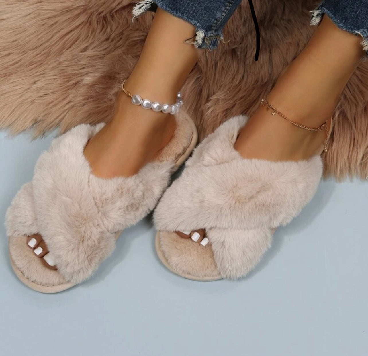 Lila Slippers In Winter White